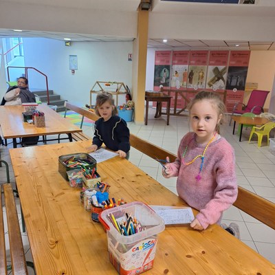 2704   Familles  (3)