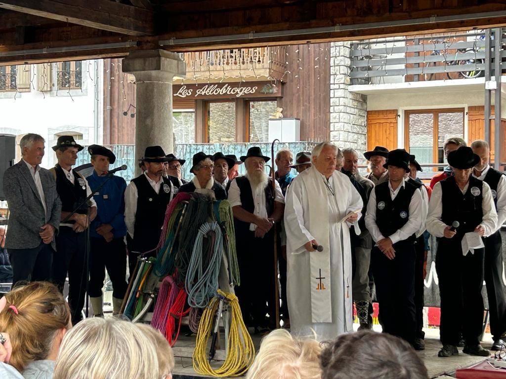 fetes-des-guides-le-6-aout-a-samoens