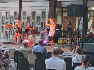 CONCERT ADORA 4