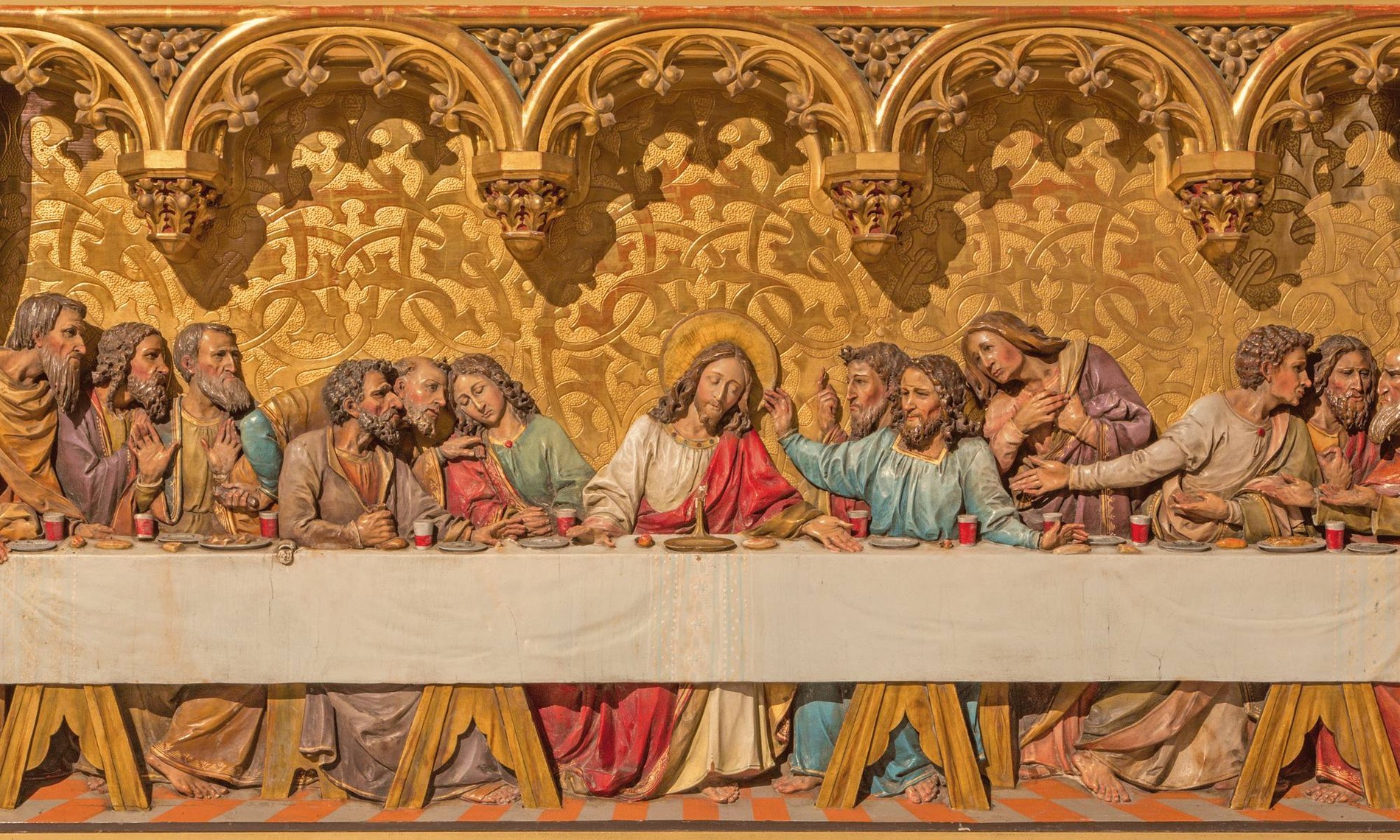 jeudi-saint-repas-avec-les-pretres-et-seminariste-de-notre-paroisse