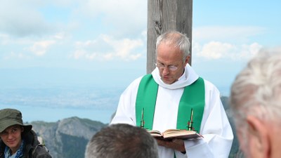 Benediction croix Pelluaz 03 11 06 2023