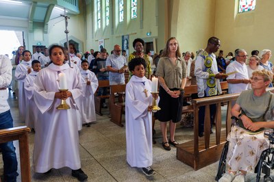 2025 06 01 Baptême Communion CZ 3520