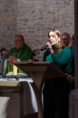 2026 02 07 Messe Jeunes Eveque CZ 6049