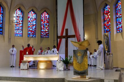 2025 04 12 Messe des Rameaux CZ 2155
