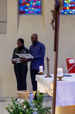 2025 04 12 Messe des Rameaux CZ 2187