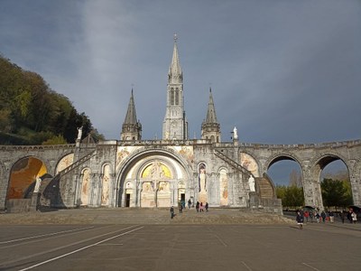 Lourdes  1