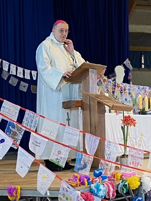 05   31 1 23   Visite Mgr LE SAUX   Ensemble scolaire St François Douvaine