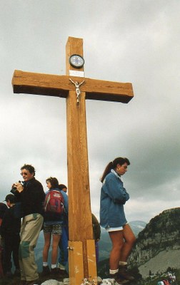 Croix de l'Arpettaz en souvenir de tous ceux qui sont morts en montagne