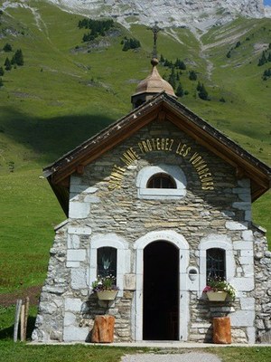 Chapelle Saint-Anne au Col des Aravis