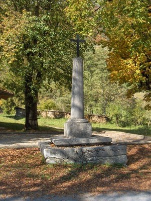 Croix de la Place de l'Eglise