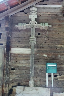 croix des Envers au début du chemin du pont des Romains.JPG