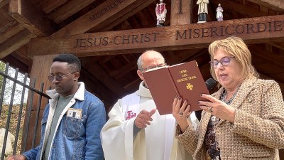 Benediction chapelle Choisy le 7 avril (11).jpg