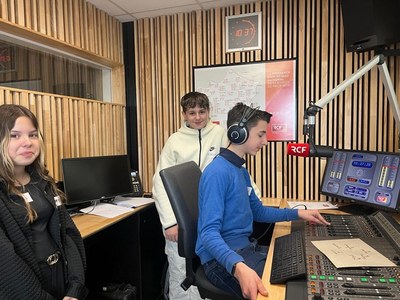 Jeunes Aumonerie a RCF (13).jpg