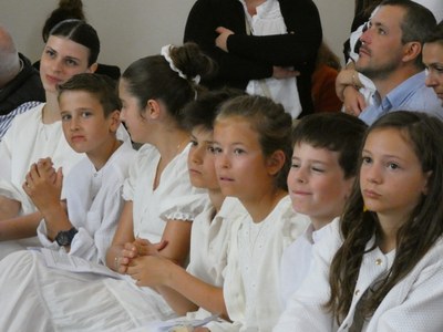 2026 05 03 leur 1ère communion (122)