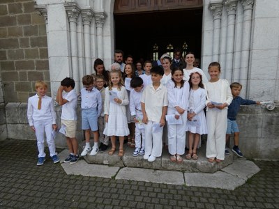 2026 05 03 leur 1ère communion (130)